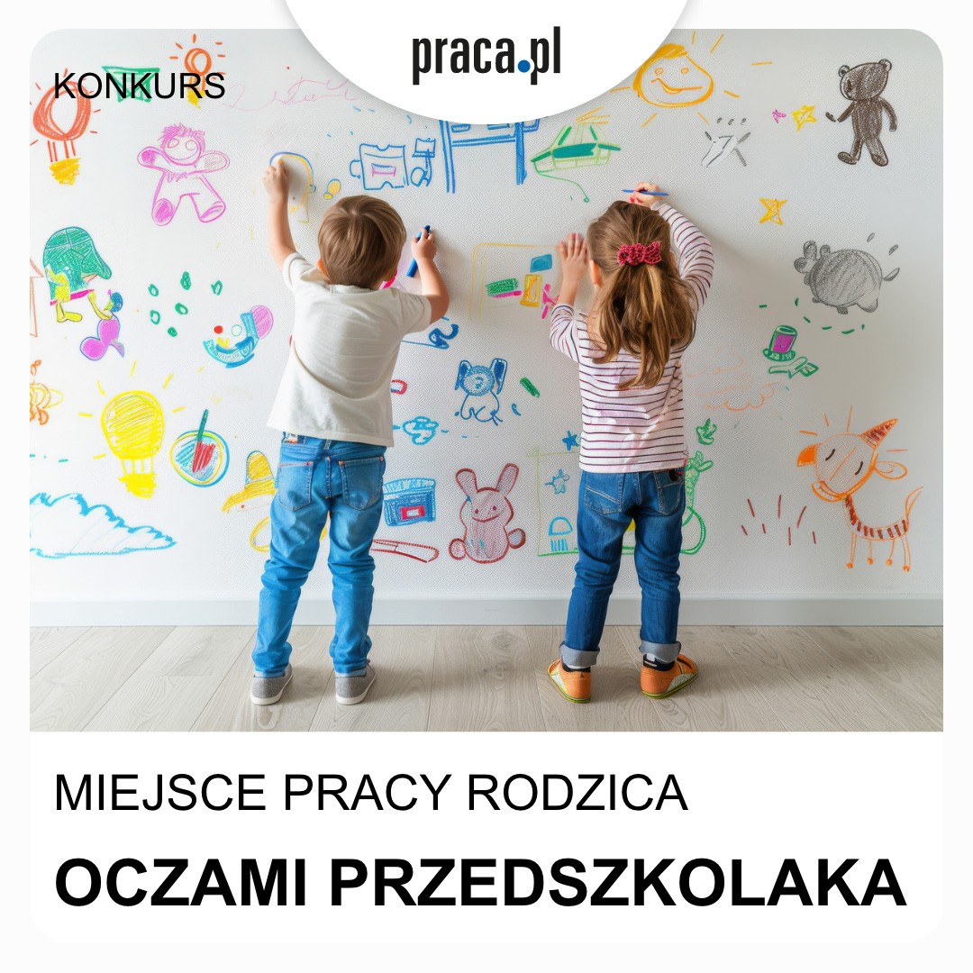 Dwoje małych dzieci, chłopiec i dziewczynka, stoi tyłem do aparatu, rysując na dużej białej ścianie pełnej kolorowych obrazk&oacute;w. Ilustracje przedstawiają r&oacute;żne przedmioty, zwierzęta, zabawki i elementy codziennego życia widziane oczami dziecka. Nad nimi znajduje się logo &bdquo;praca.pl&rdquo; oraz napis informujący o konkursie &bdquo;Miejsce pracy rodzica oczami przedszkolaka&rdquo;. Wok&oacute;ł panuje ciepła, kreatywna atmosfera.