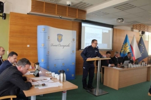aspirant-marcin-myrmus-zdobyl-tytul-najlepszego-dzielnicowego-powiatu-cieszynskiego-3
