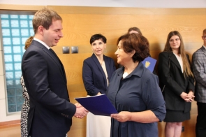 Zostały przyznane stypendia Starosty Cieszyńskiego! - Portal Powiatu Cieszyńskiego 