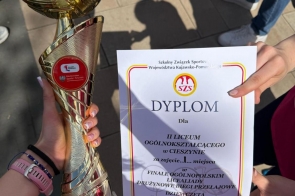 Złoty Puchar i dyplom za zajęcie I miejsca.