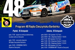 Plakat 48. Rajdu Cieszyńska Barbórka z dużym zdjęciem samochodu rajdowego na trasie. U góry widoczna jest nazwa wydarzenia, a poniżej szczegółowy program rajdu na 15 i 16 listopada. Grafika utrzymana jest głównie w czarnej, białej i niebieskiej kolorystyce, a na dole umieszczono logotypy.