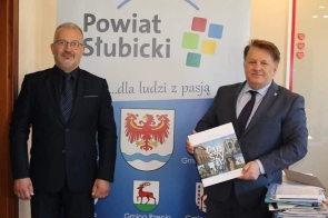 O współpracy transgranicznej - Starostowie: Bajon i Szczurek  - Portal Powiatu Cieszyńskiego