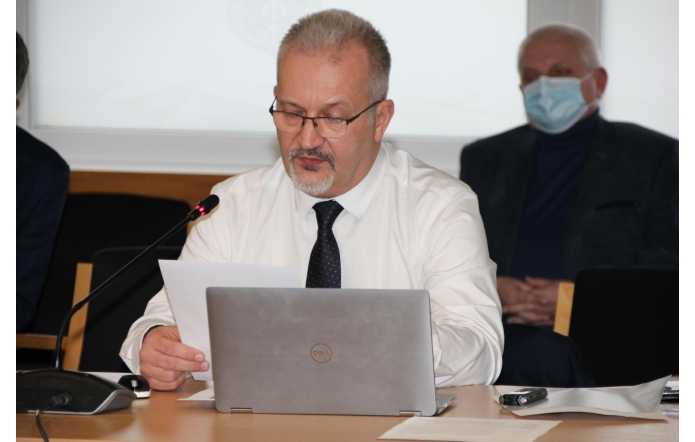 Rada zaciąga kredyt na utrzymanie powiatowej komunikacji 